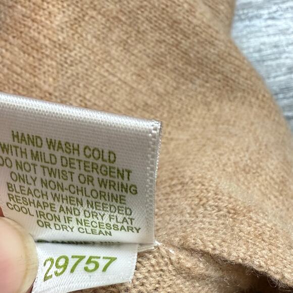 Garnet Hill Oversized Turtleneck Sweater Size M Merino Wool Cashmere QuietLuxury - Picture 7 of 16